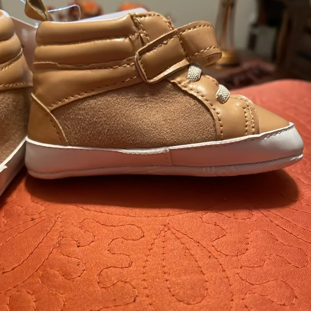 NWT Little Me Tan and White Baby Walker Shoes with Velcro Strap Baby Size 3